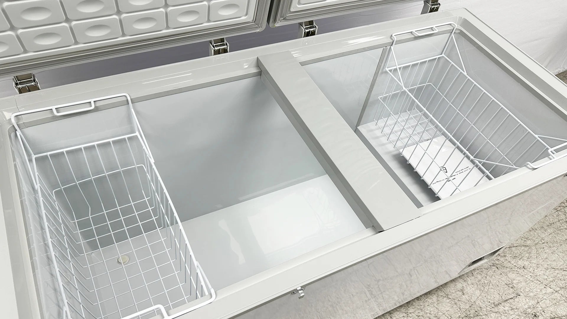 14 Cu.Ft. Chest Freezer, Deep Freezer with Top Open Door 60 in. Energy Saving