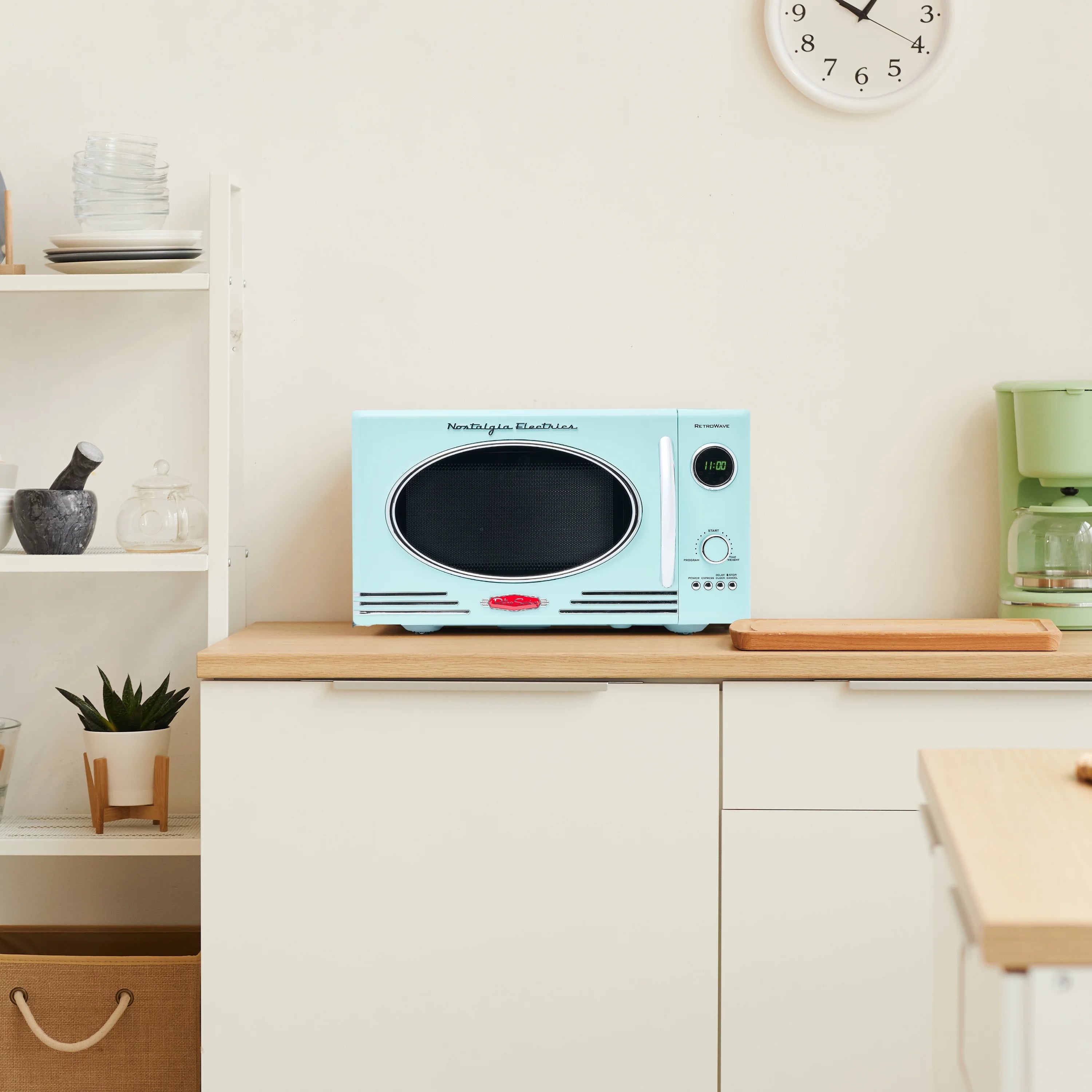 Nostalgia Retro 0.9 Cu. ft. 800-Watt Countertop Microwave Oven, Aqua