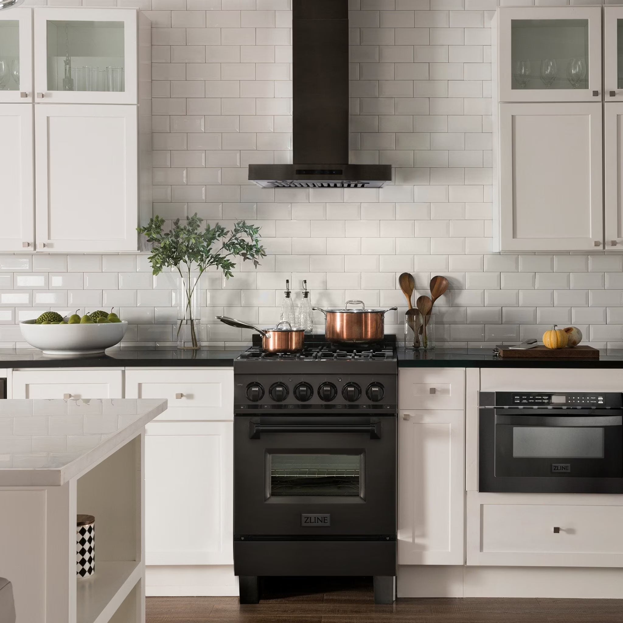 ZLINE 30 in. Wall Range Hood in Black Stainless Steel (BSKEN-30)