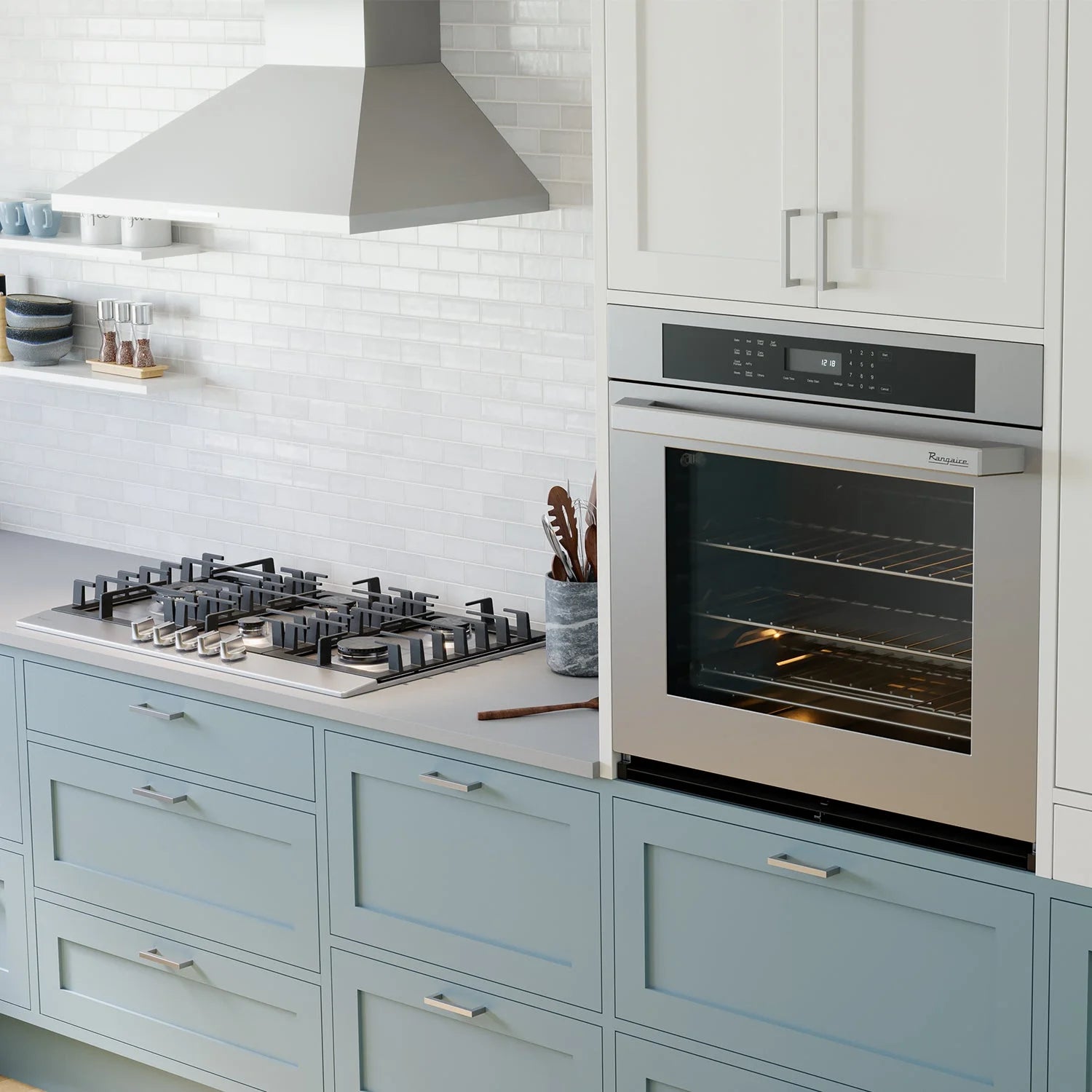 Rangaire RCG341S 34" Gas Cooktop - Stainless Steel, Sealed Burners, Cast Iron Grates, Die Cast Metal Burner Controls