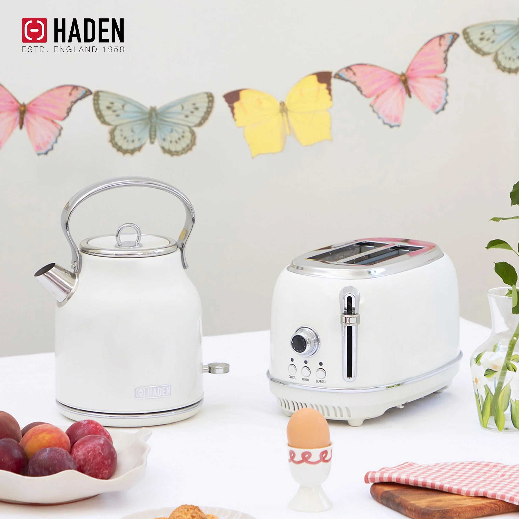 Haden Heritage 1.7 Liter Electric Kettle with 2 Slice Bread Toaster, White