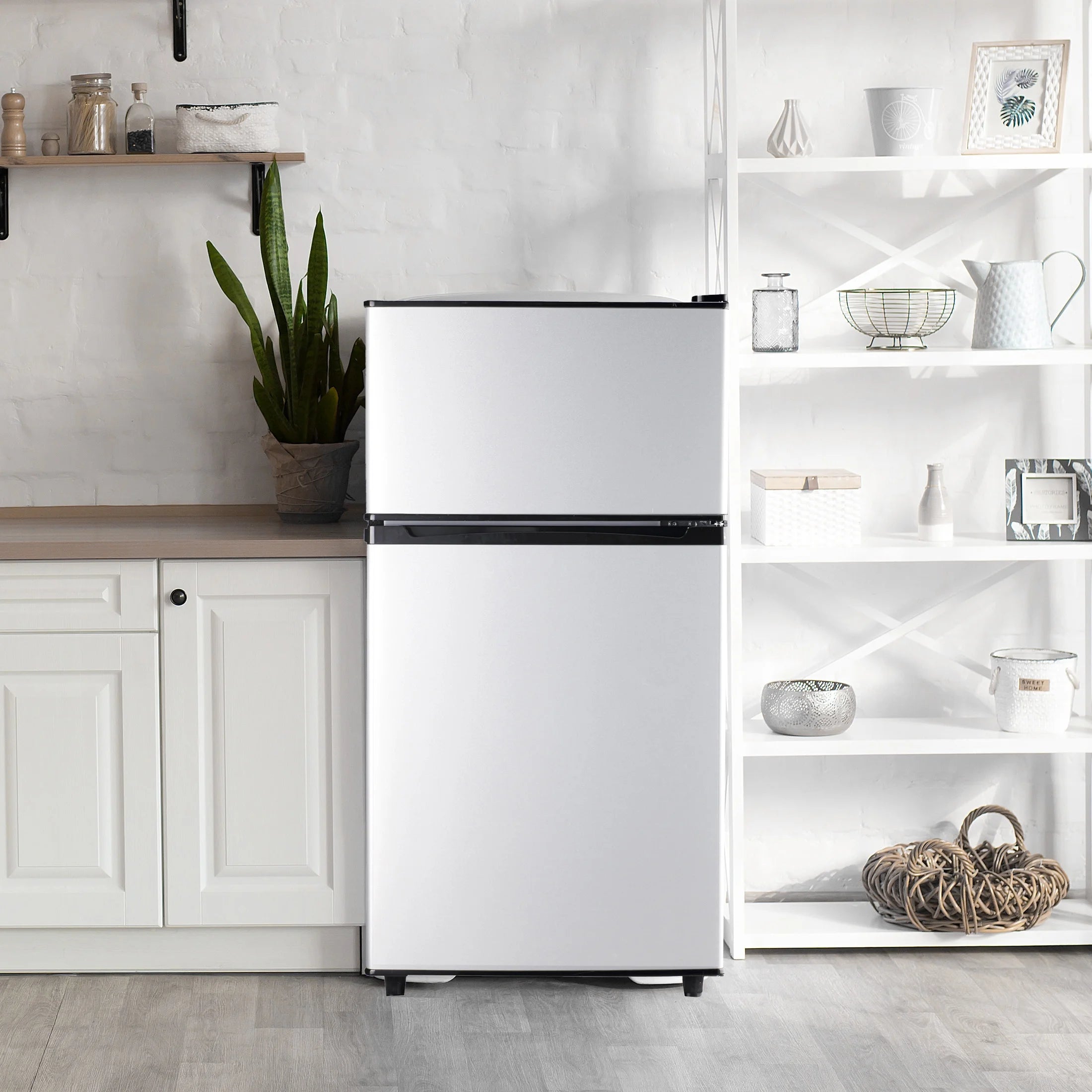 CALLIEVER Compact Mini Fridge with Freezer, 3.5 Cu.Ft 2-Door Refrigerator �C Ideal for Dorm, Office, Bedroom �C 7 Temp Settings, Adjustable Shelves,Silver