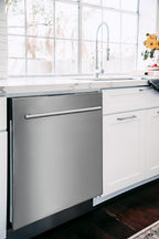 ZLINE 24 in. Top Control Dishwasher with Stainless Steel Tub and Modern Style Handle, 52dBa (DW-24)