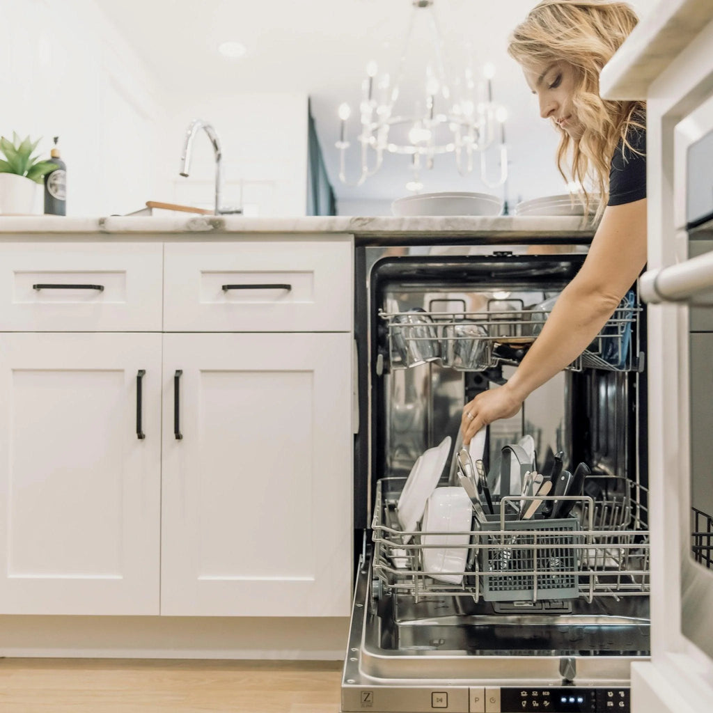 ZLINE 24 in. Top Control Dishwasher with Stainless Steel Tub and Modern Style Handle, 52dBa (DW-24)