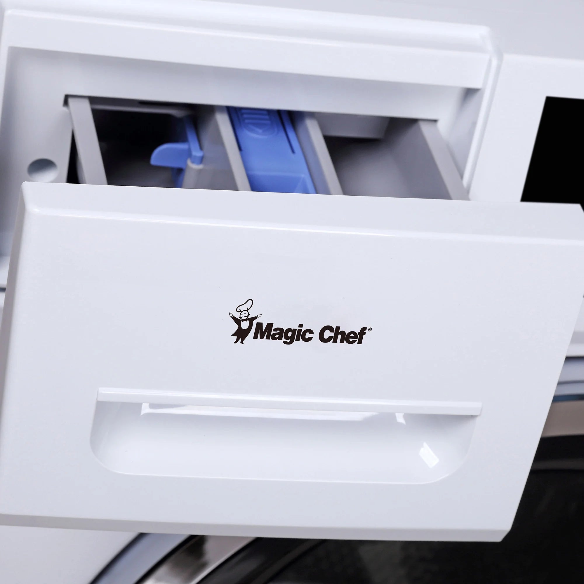 Magic Chef 2.7 cu. ft. White All in One Ventless Washer Dryer Combo in White