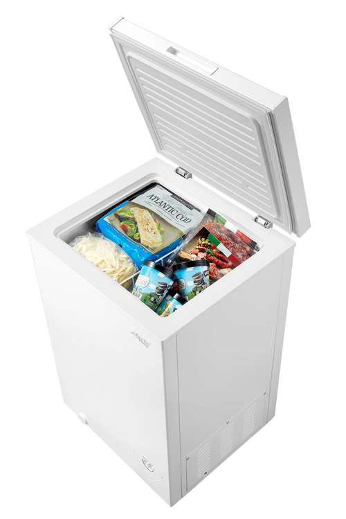 Arctic King 3.5 Cu.ft Chest Freezer, White