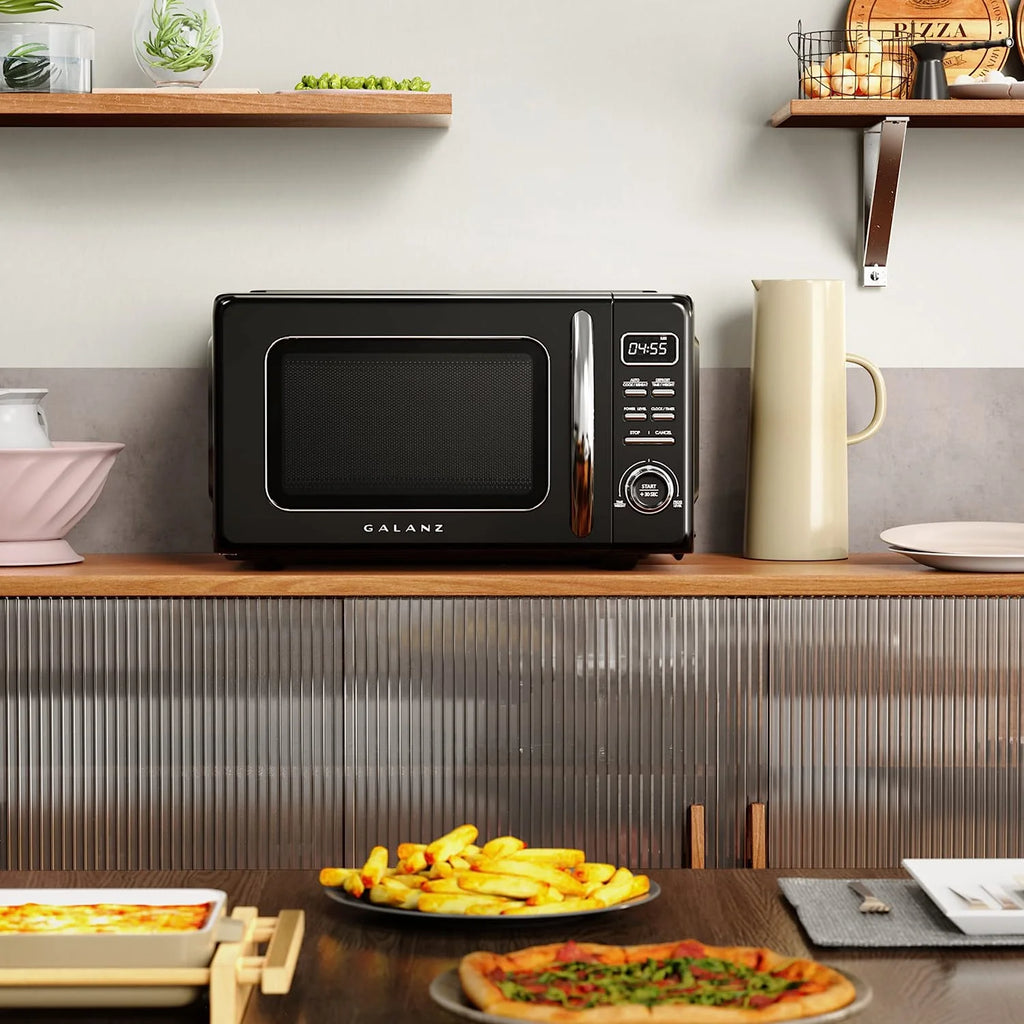Galanz Retro Countertop Microwave Oven with Auto Cook & Reheat, Defrost, Quick Start Functions, Easy Clean with Glass Turntable, Pull Handle, .9 cu ft, Black