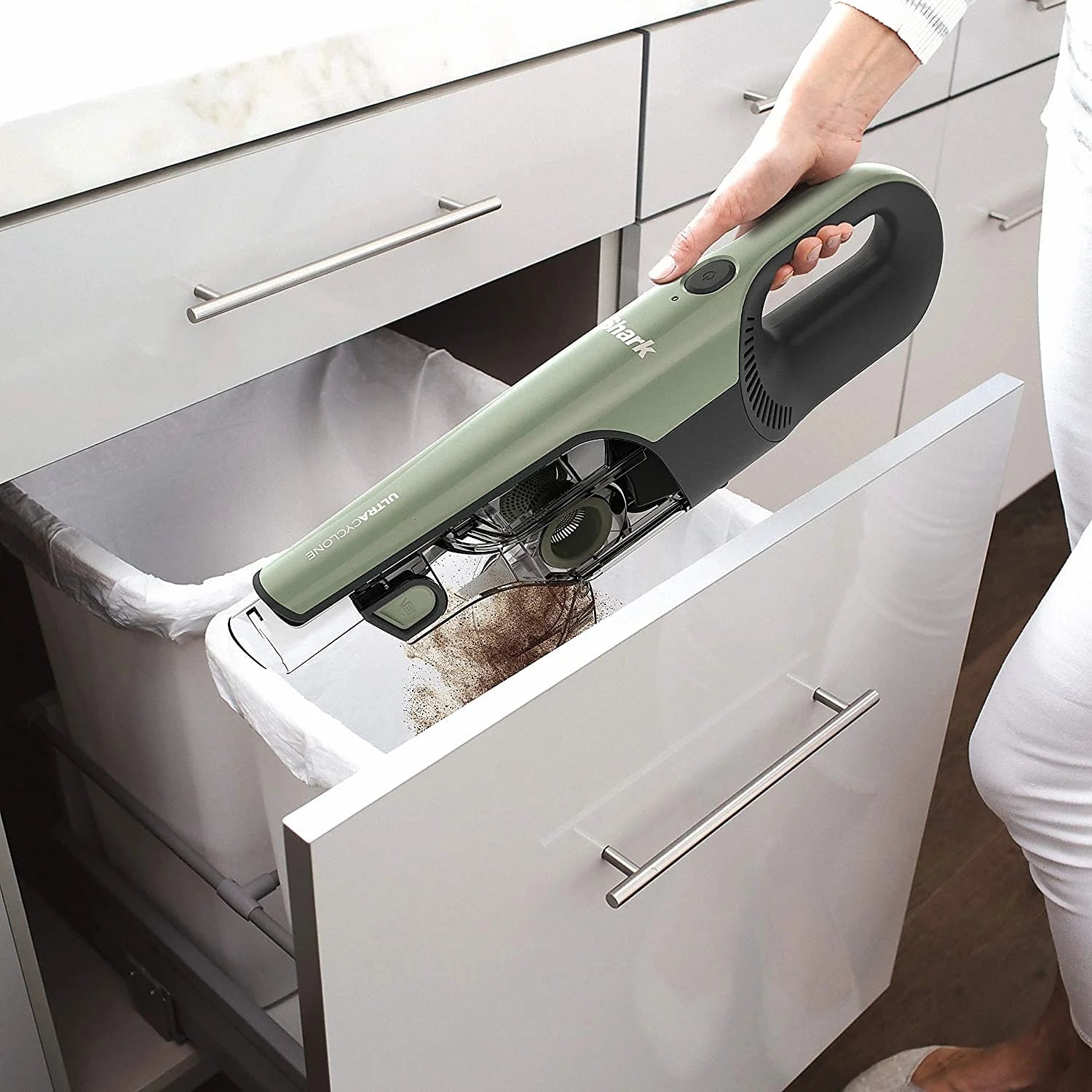 Shark UltraCyclone Pro Cordless Handheld Vacuum Bagless Green CH901