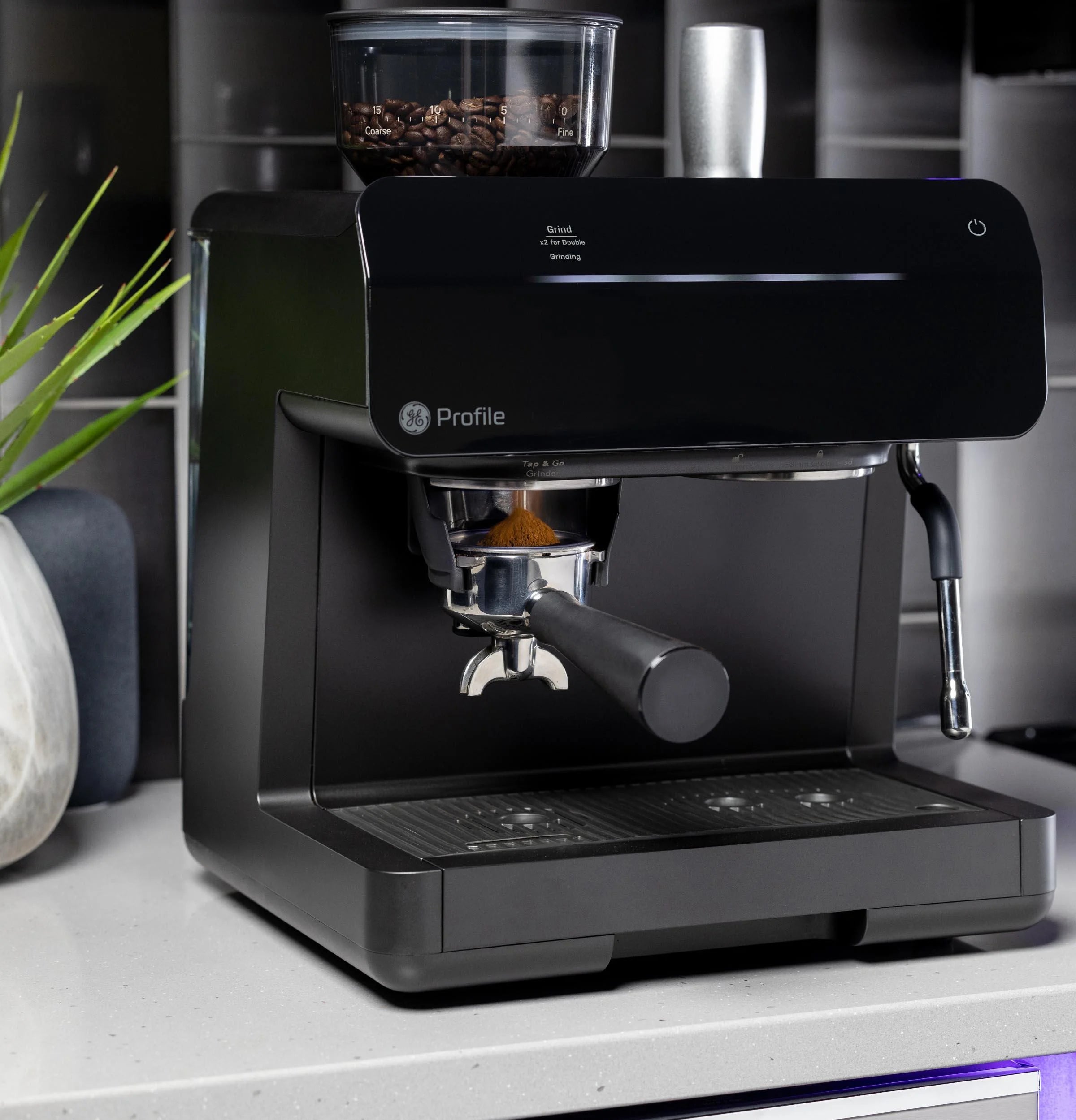GE Profile® 15Bar 2Cup Semi Automatic Espresso Machines in Black