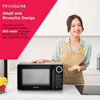 Frigidaire 0.9 cu ft Countertop Microwave Ovens in Black, EMW953