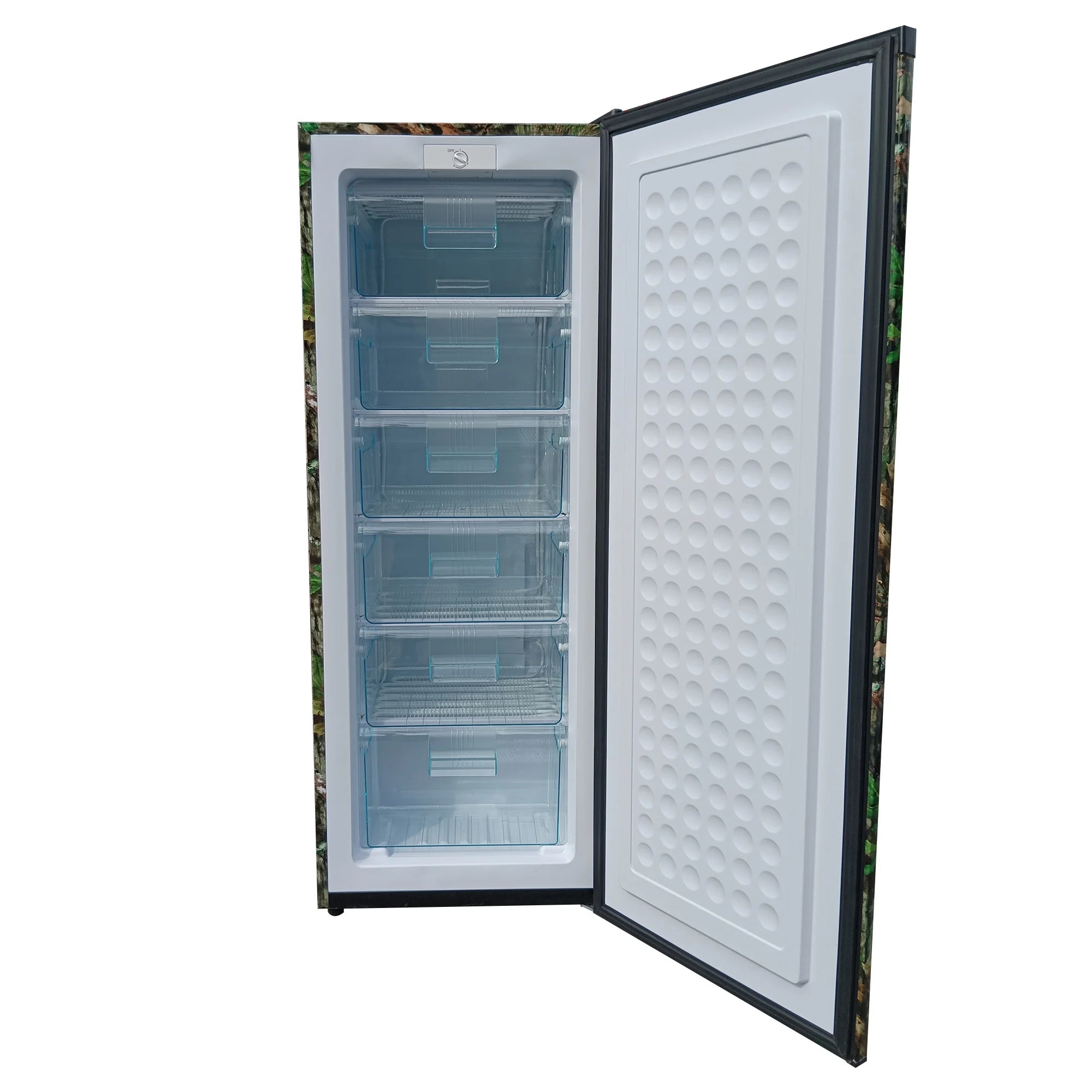 Mossy Oak 7-cu ft Manual Defrost Upright Freezer (Camouflage)