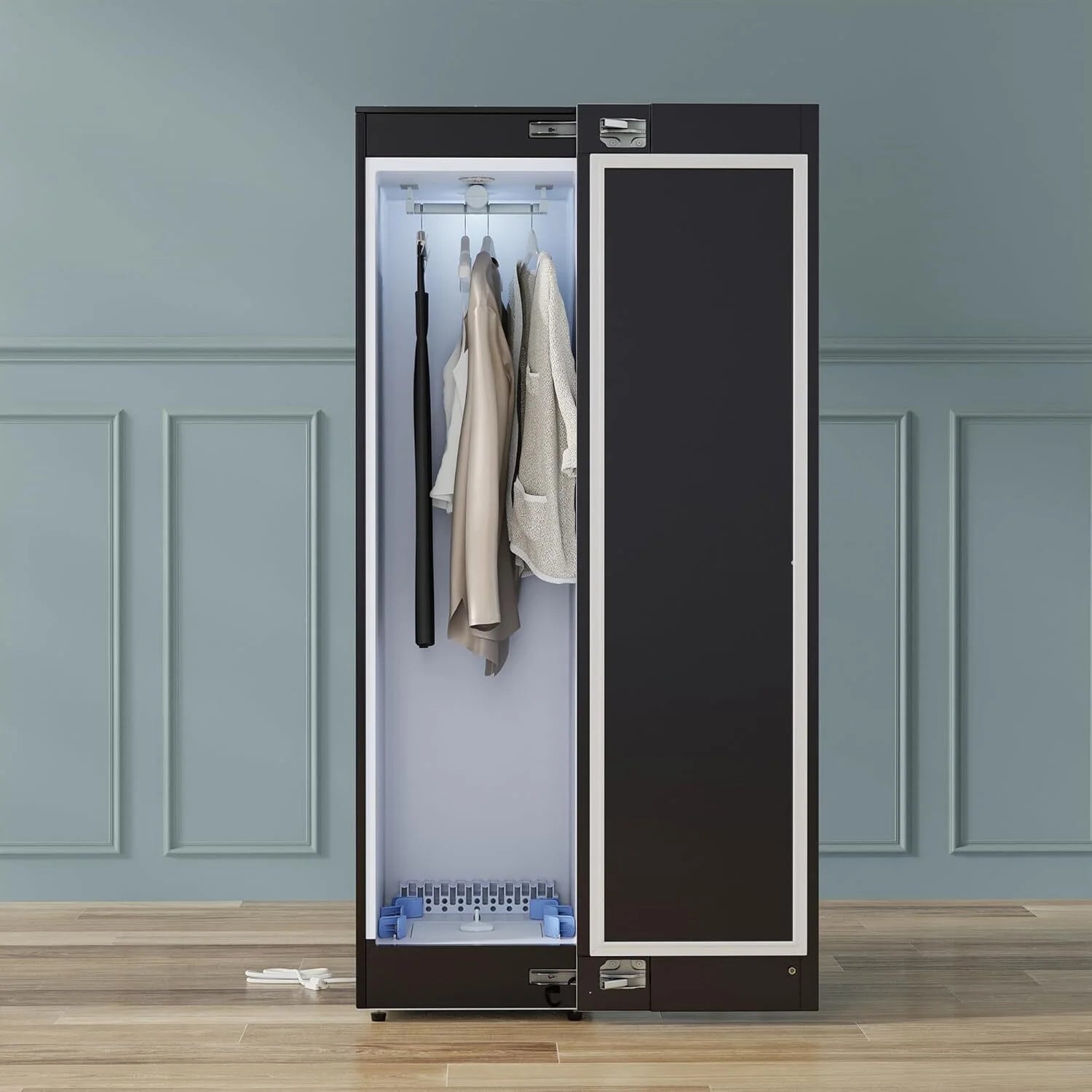 Equator Steam Dryer Closet REMOVE WRINKLES Sanitize Deodorize Refresh Slim110V