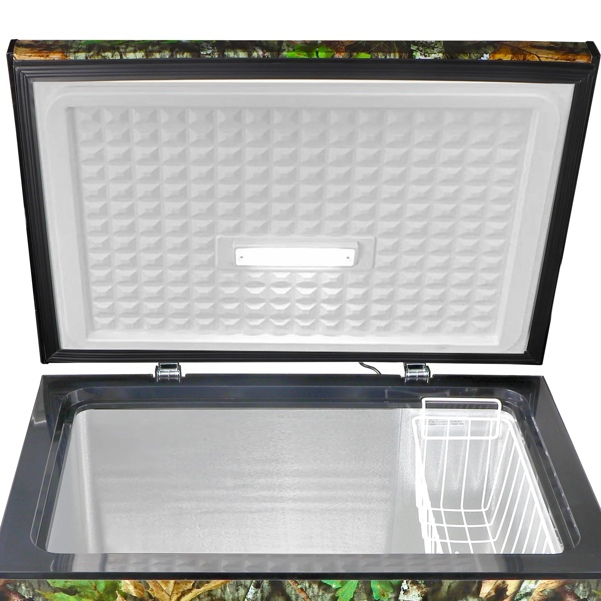 Mossy Oak 7-cu ft Manual Defrost Chest Freezer (Camouflage)