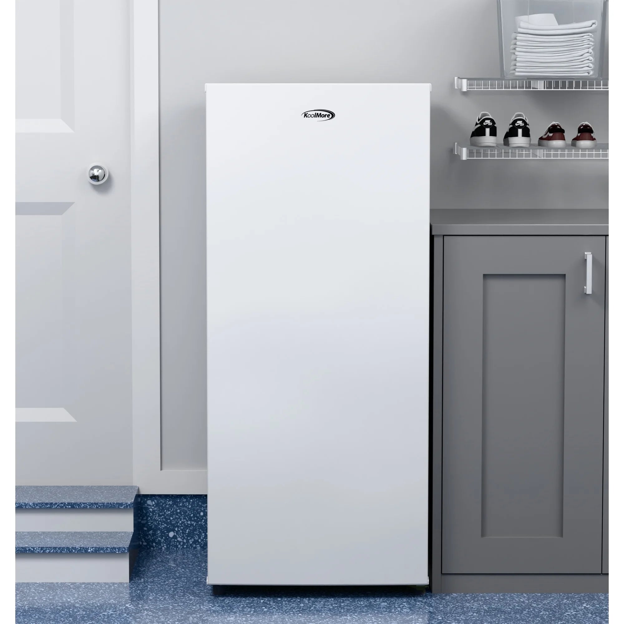 7 cu. ft. Garage Ready Convertible Upright Freezer/Refrigerator in White (KM-RUF-7S)