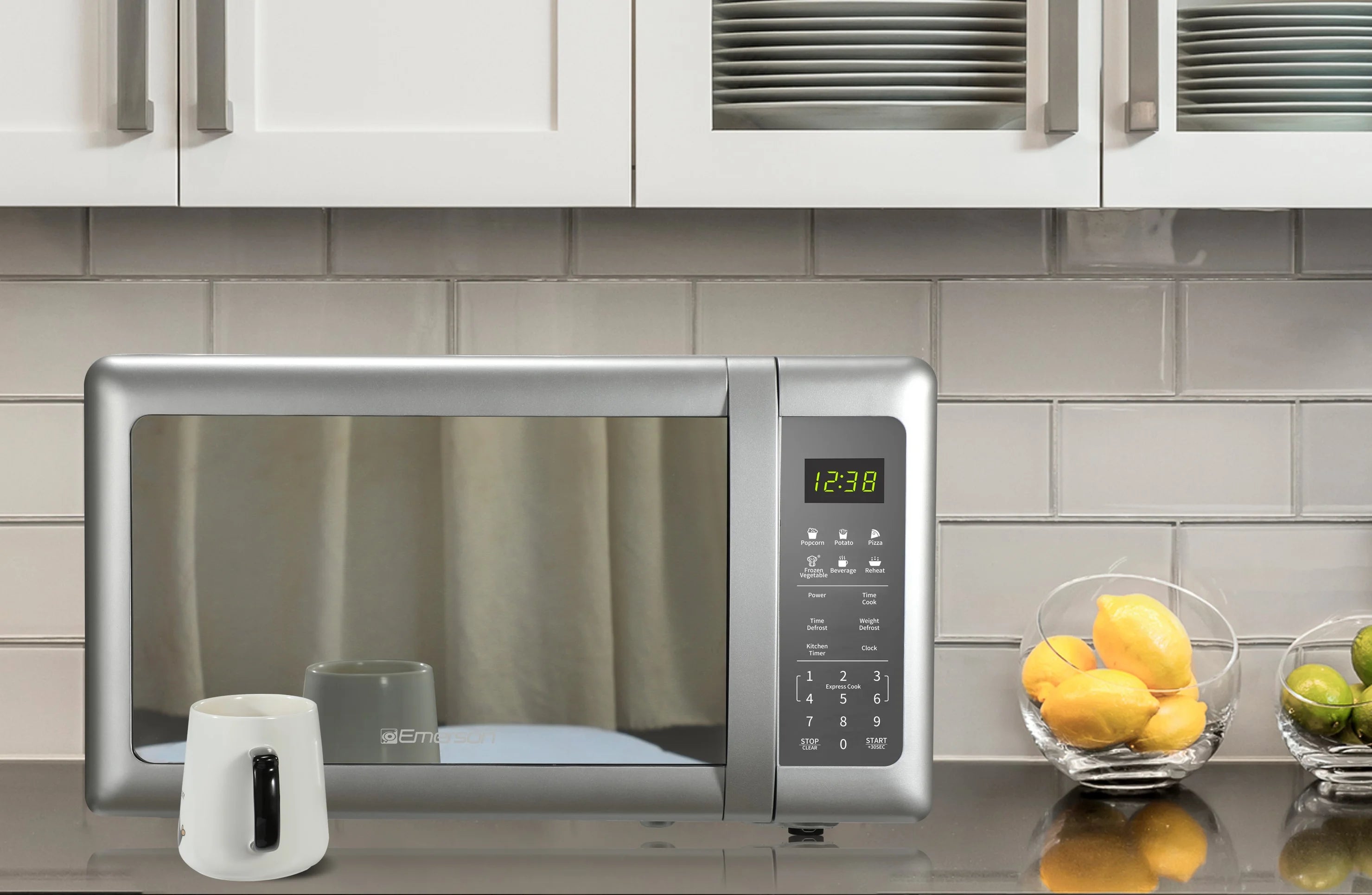 Emerson 0.7 Cu Ft Silver Mirror Finish, Countertop Microwave Oven, MW7601SL
